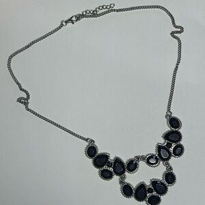 Elegant Black Teardrop Necklace
